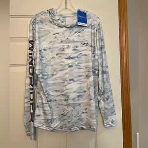 New Windrider Helios fishing hooded UPF 50 pull over long sleeve shirt. Large
